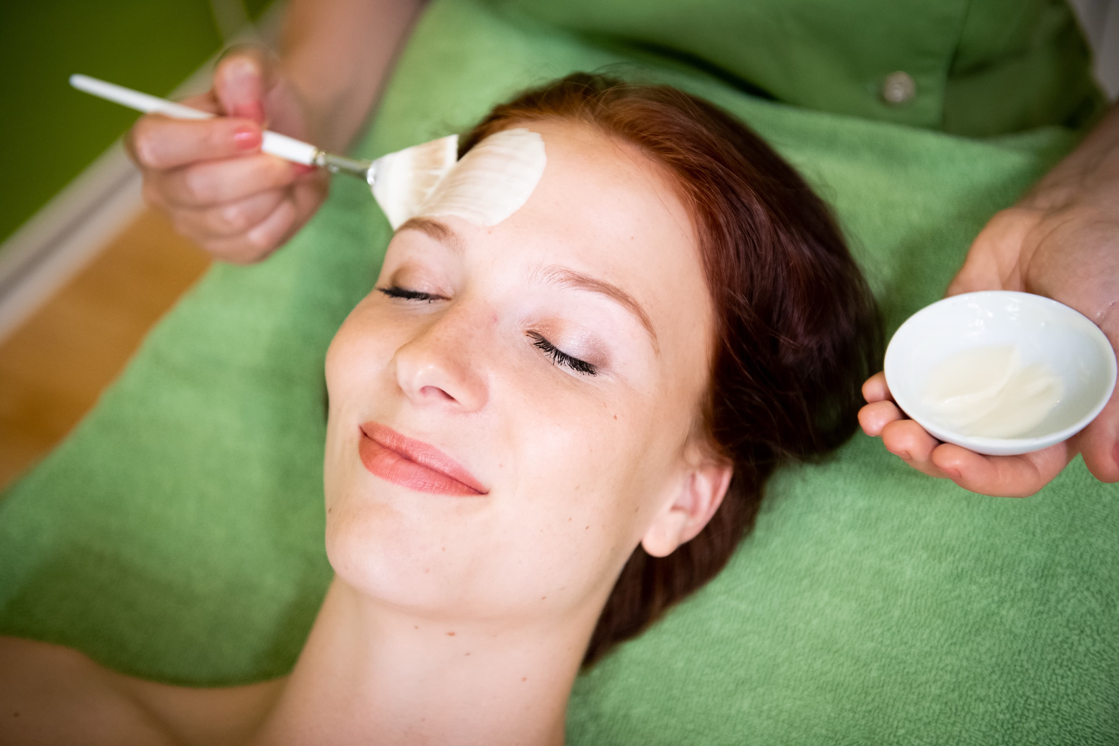 Dr. Hauschka: Gesichtsbehandlung „Eine Zeit für mich"